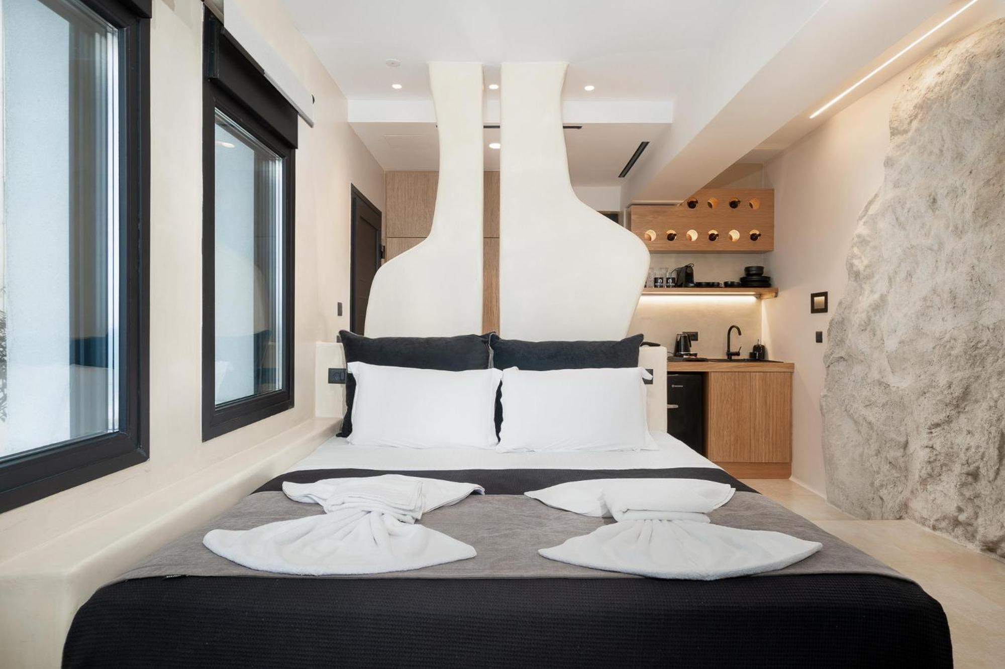 Portara Seaside Luxury Suites Naxos City Kültér fotó