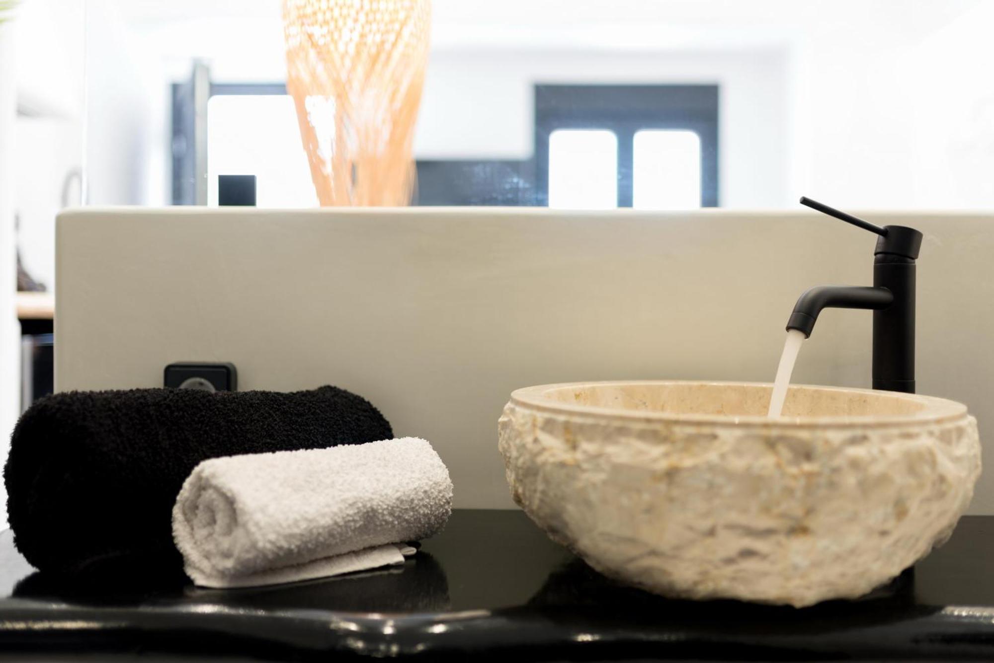 Portara Seaside Luxury Suites Naxos City Kültér fotó