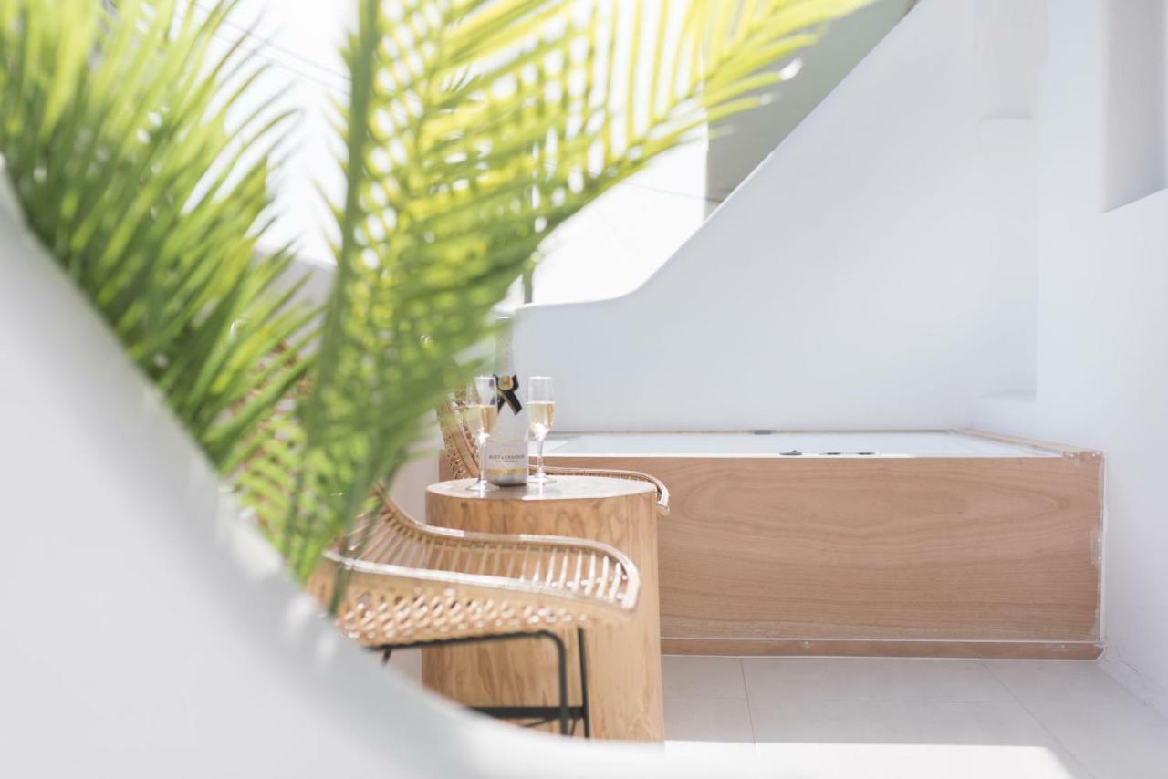 Portara Seaside Luxury Suites Naxos City Kültér fotó
